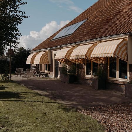 Camping De Tulpenweide Lege Kampeerplaats, Lege Plaats Op Het Gras Zonder Bed Breezand Экстерьер фото